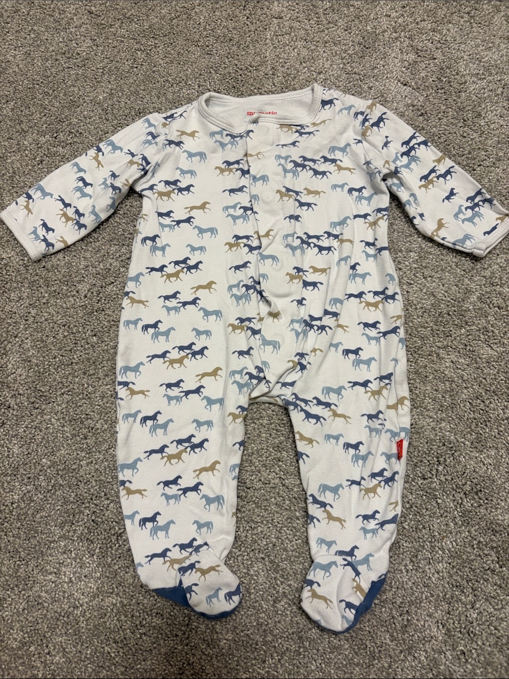Magnetic Me infant horse sleeper 3-6 months